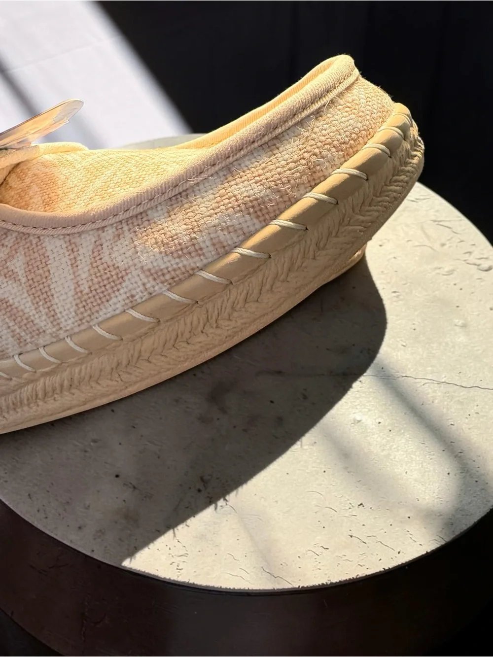 Hey Dude Women's Light Beige Patterned Espadrille Slip-Ons NWT size 9